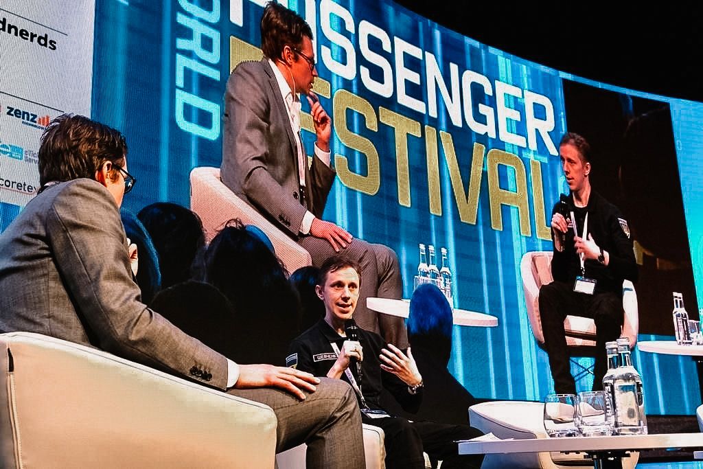 Polle interviewing Oleksandr Shevchenko on stage
