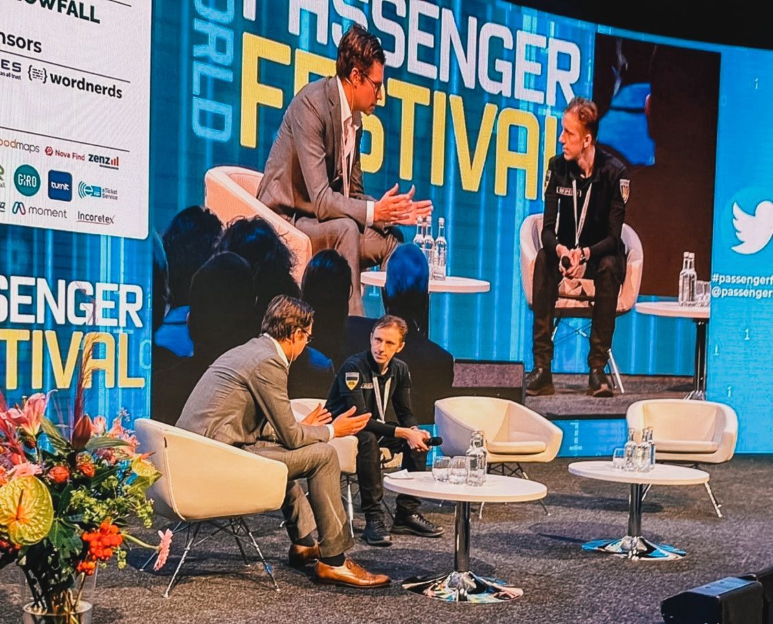 Polle and Oleksandr Shevchenko on stage